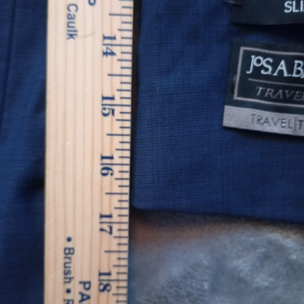 Jos A Bank Travel‎ Tech Blazer Jacket 46R Navy Blue Wool Blend Slim Fit Stretch